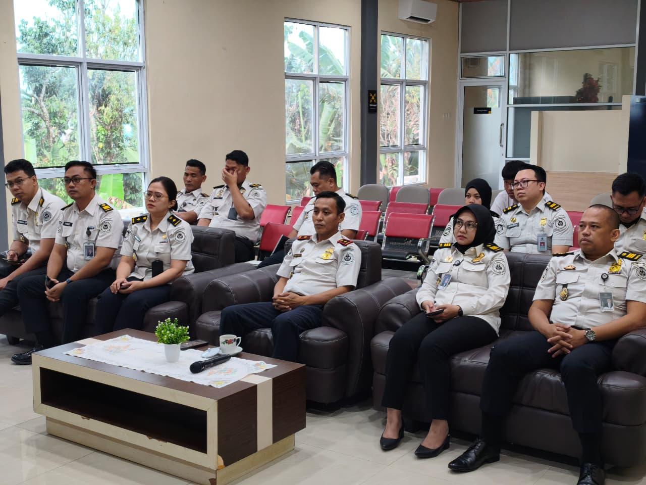 Penguatan Tugas dan Fungsi Keimigrasian: Plt. Dirjen Imigrasi Tegaskan Integritas sebagai Fondasi Pelayanan